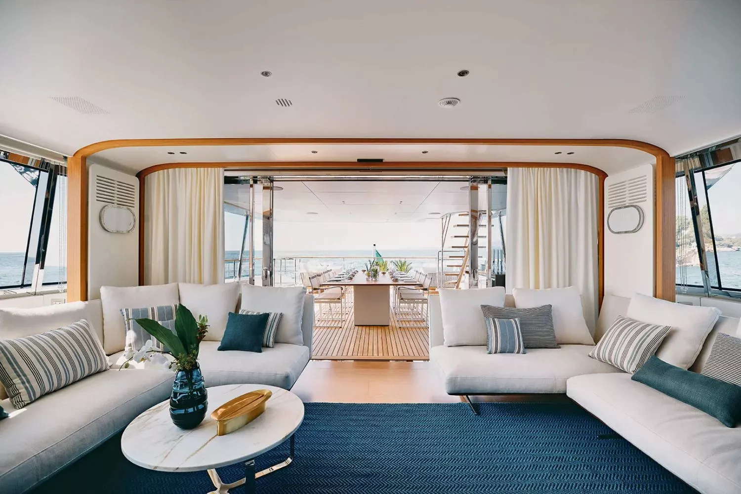 https://dev-api.arconyachts.com/storage/34326/conversions/GbymQ7tcTRIOeiIzRB81OA13KHh8kROlCJ4i8LaV-optimize.webp