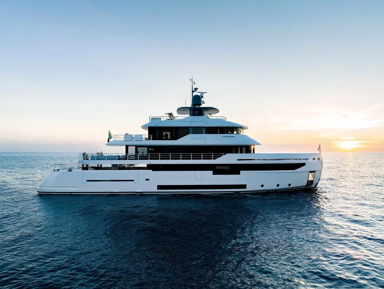 Benetti B.YOND 37M