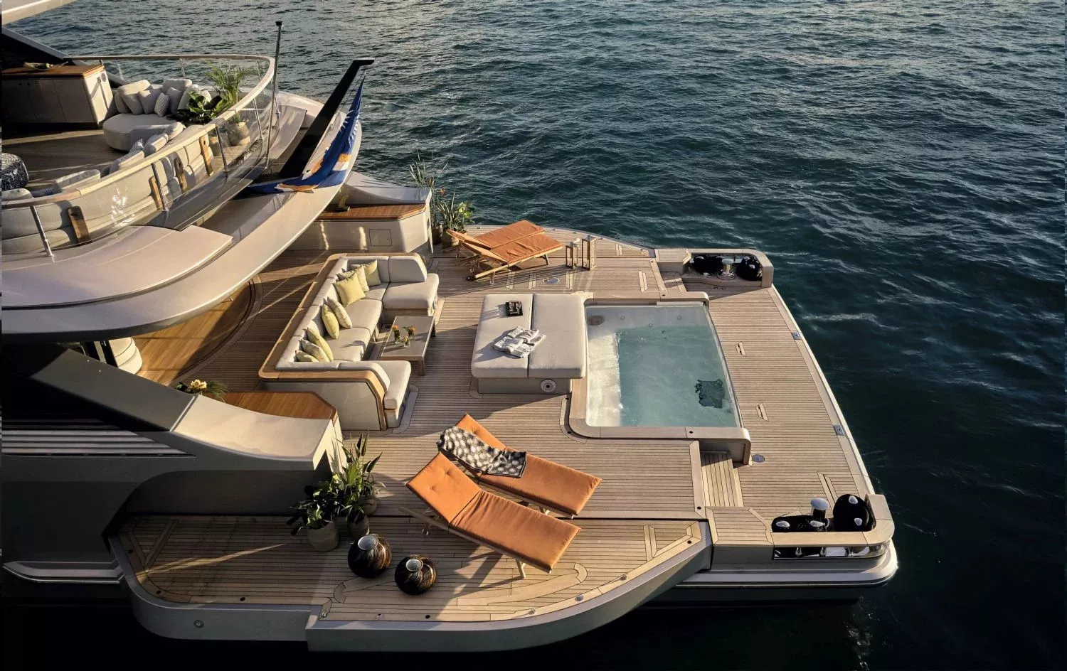 Benetti Oasis 40M