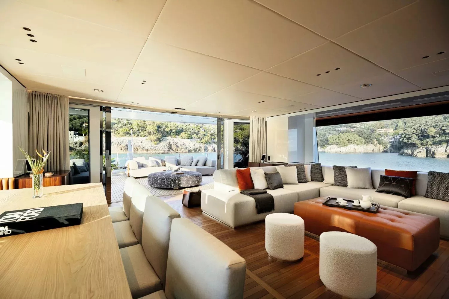 https://dev-api.arconyachts.com/storage/34439/conversions/IbL1e4tWUFbqvdiWRPWZEdcYskkYJ8wkaCoek47T-optimize.webp