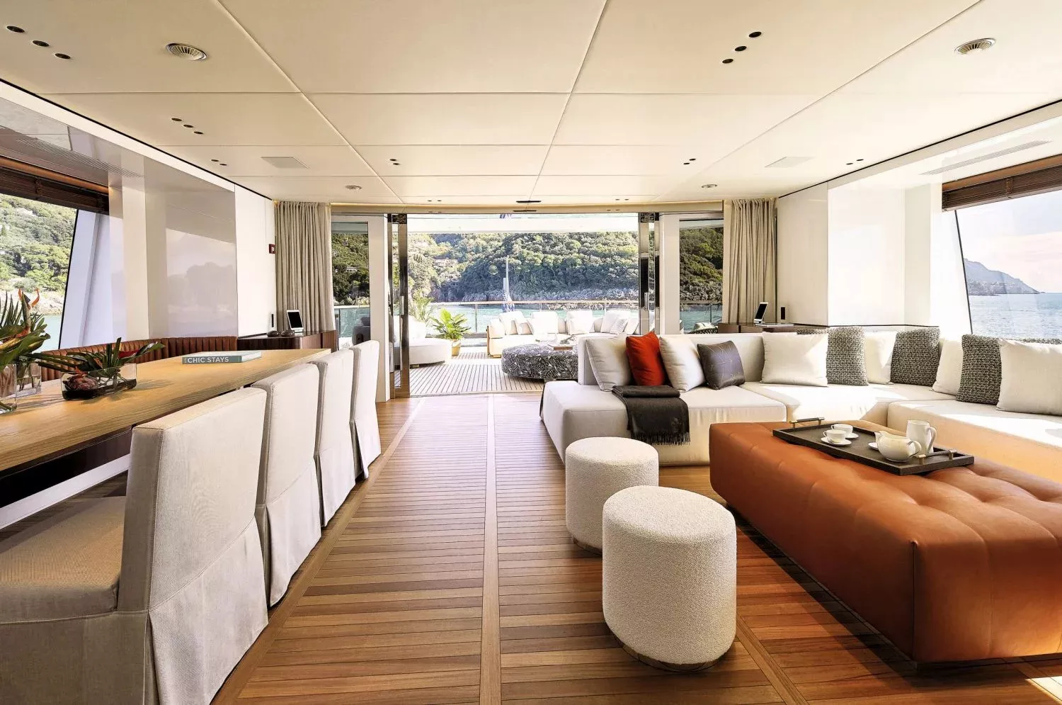 https://dev-api.arconyachts.com/storage/34440/conversions/kNmD0TEvhvOHClMM5aW31s0sW2Ul0FHLNKtVsqW7-optimize.webp