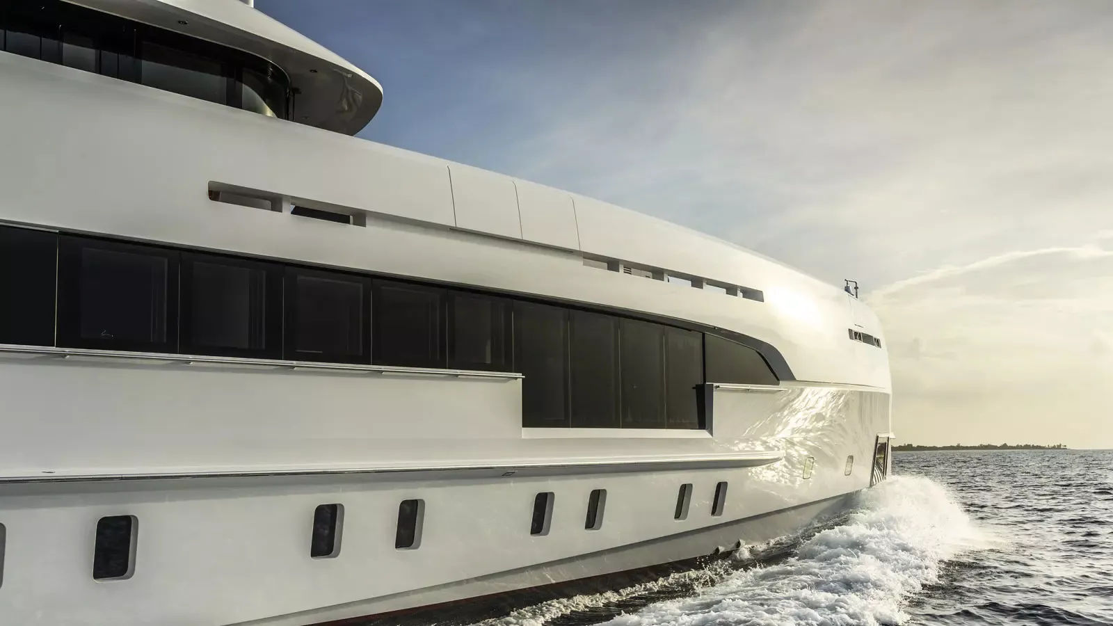 https://dev-api.arconyachts.com/storage/34637/conversions/5R05E4B97G1wTfQTq6PMoAKMg8RJIczrz8ugBP71-optimize.webp