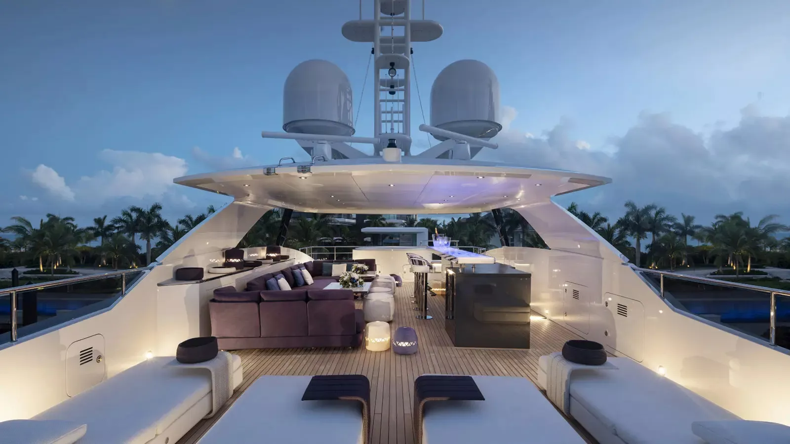 https://dev-api.arconyachts.com/storage/34639/conversions/d8PeGbTkaQZsgSkfPdtwmKPCuvHAcTiNi7EcxJCs-optimize.webp