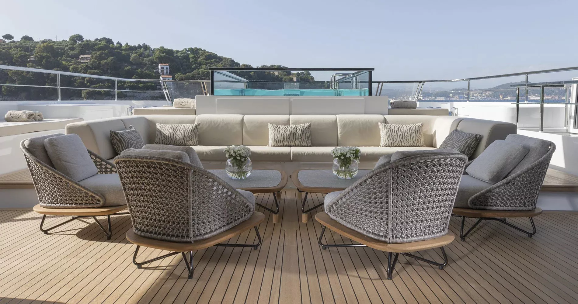 https://dev-api.arconyachts.com/storage/34791/conversions/DOHjm6C2qlCvSzi7Xq7pgs3b5vo4uWqkPzkhBSVf-optimize.webp