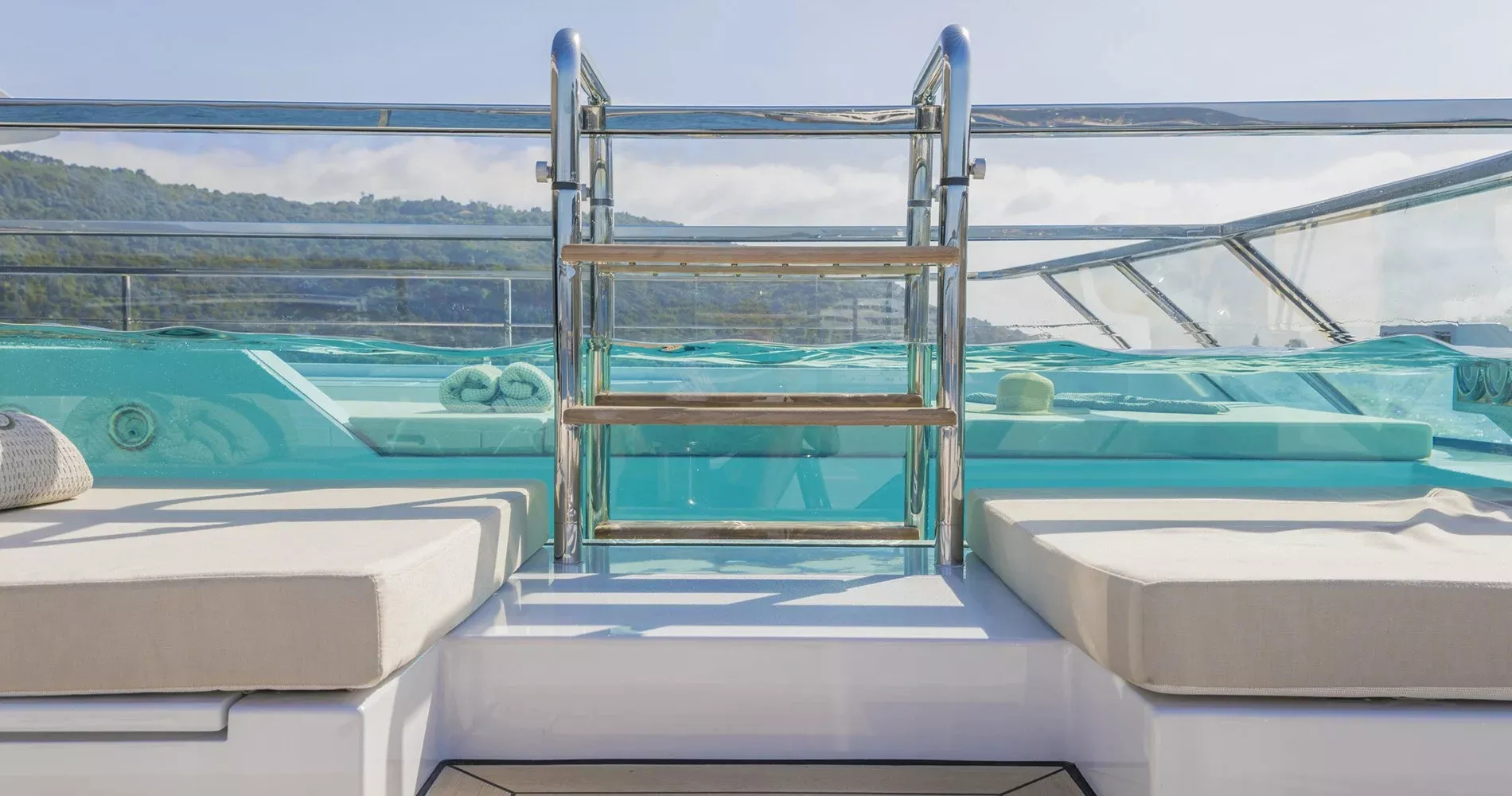https://dev-api.arconyachts.com/storage/34792/conversions/pmTvy3jpwBeWSqw4YRB8j5rYtdRFGmPYVfooWDyy-optimize.webp