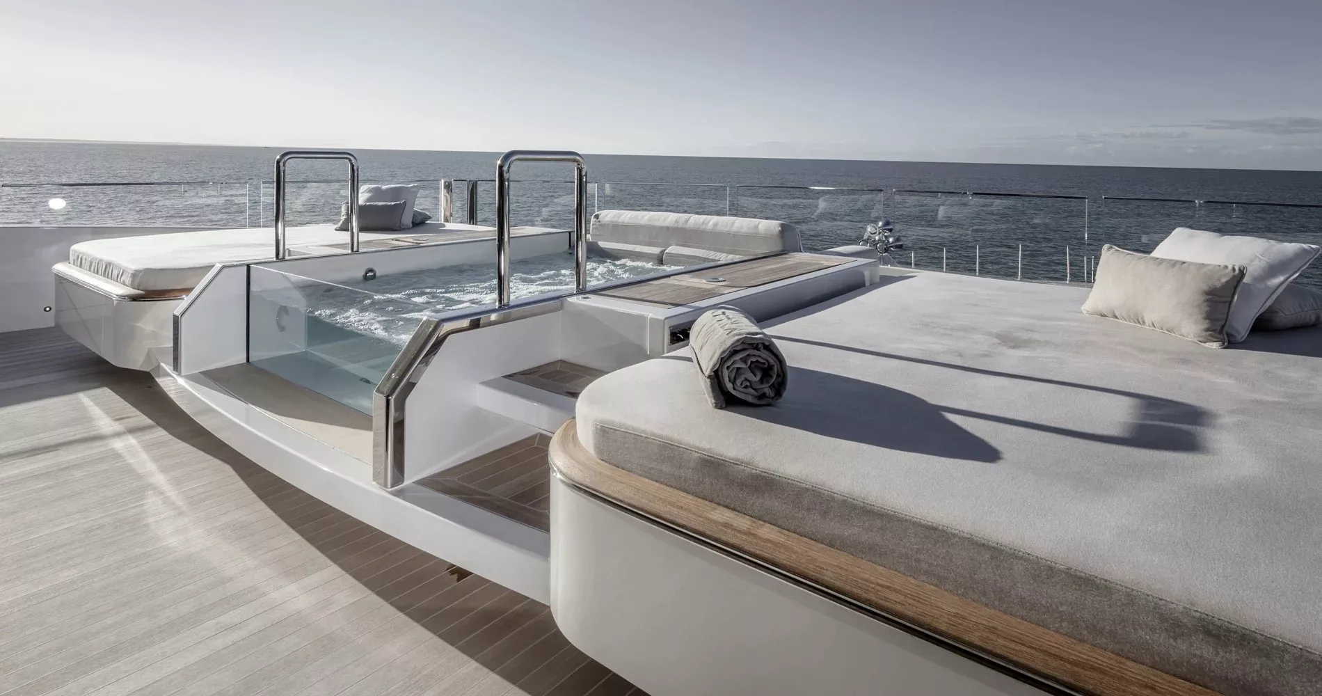 https://dev-api.arconyachts.com/storage/34866/conversions/EslhrNLtUSe0e9tru7AmuwWUeLVCvueBonGPrEPZ-optimize.webp