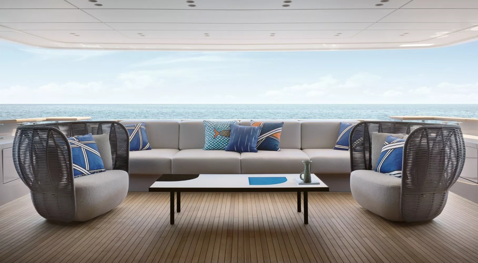 https://dev-api.arconyachts.com/storage/34938/conversions/LM0IwykzcoegXk7Kkovm3wMb6p1jMqCD7yXgqC0R-optimize.webp