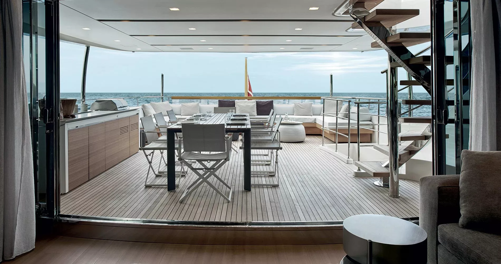 https://dev-api.arconyachts.com/storage/34976/conversions/6z7wvqrpkKqycmLA5XJhwBq7s6e50BsJxu1otEpj-optimize.webp