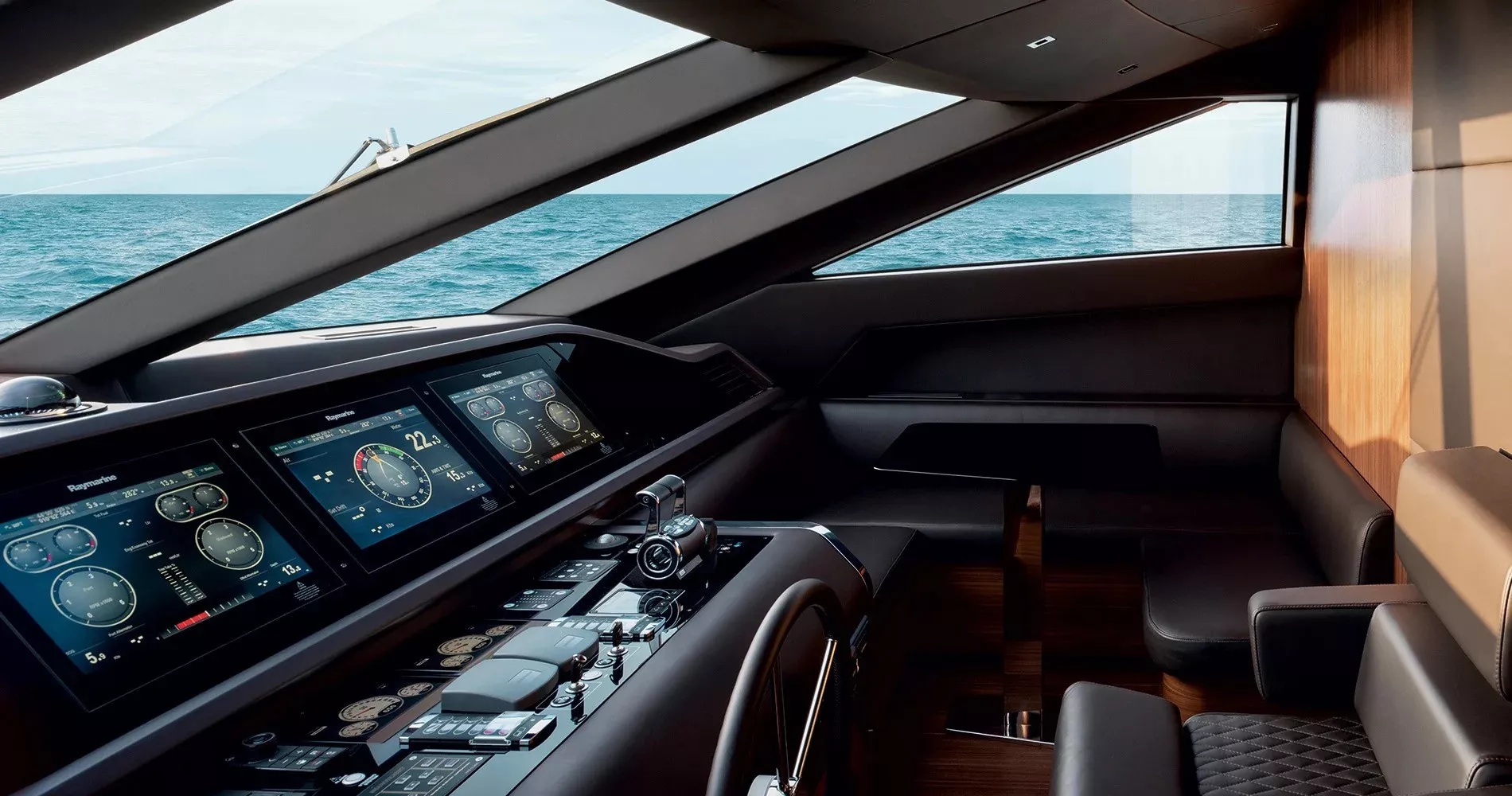 https://dev-api.arconyachts.com/storage/35028/conversions/Sth1onQtENOOyYrtjP7ilqcYEMG7aAJ20dnzHJWX-optimize.webp