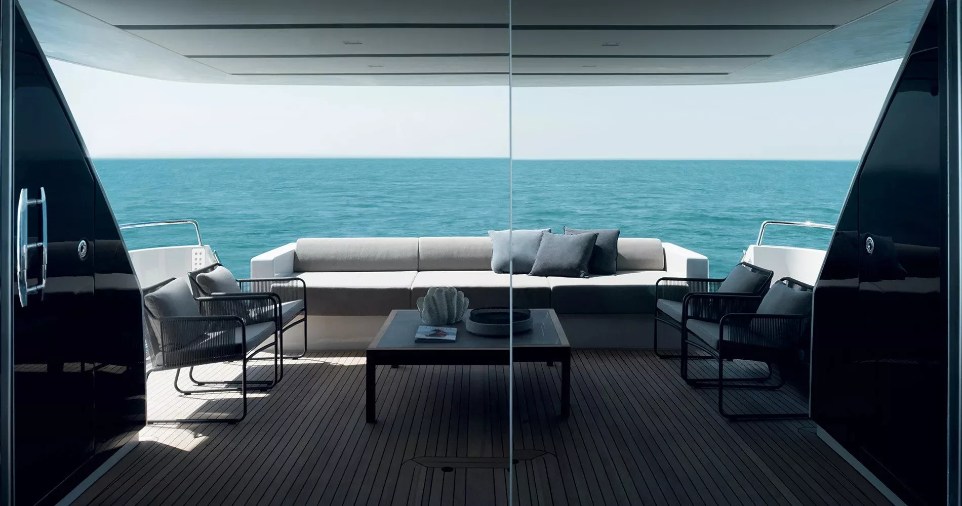 https://dev-api.arconyachts.com/storage/35035/conversions/mzRrJQfImARMTZRh2N8DLthZF0pM87GnNrDxxIoa-optimize.webp