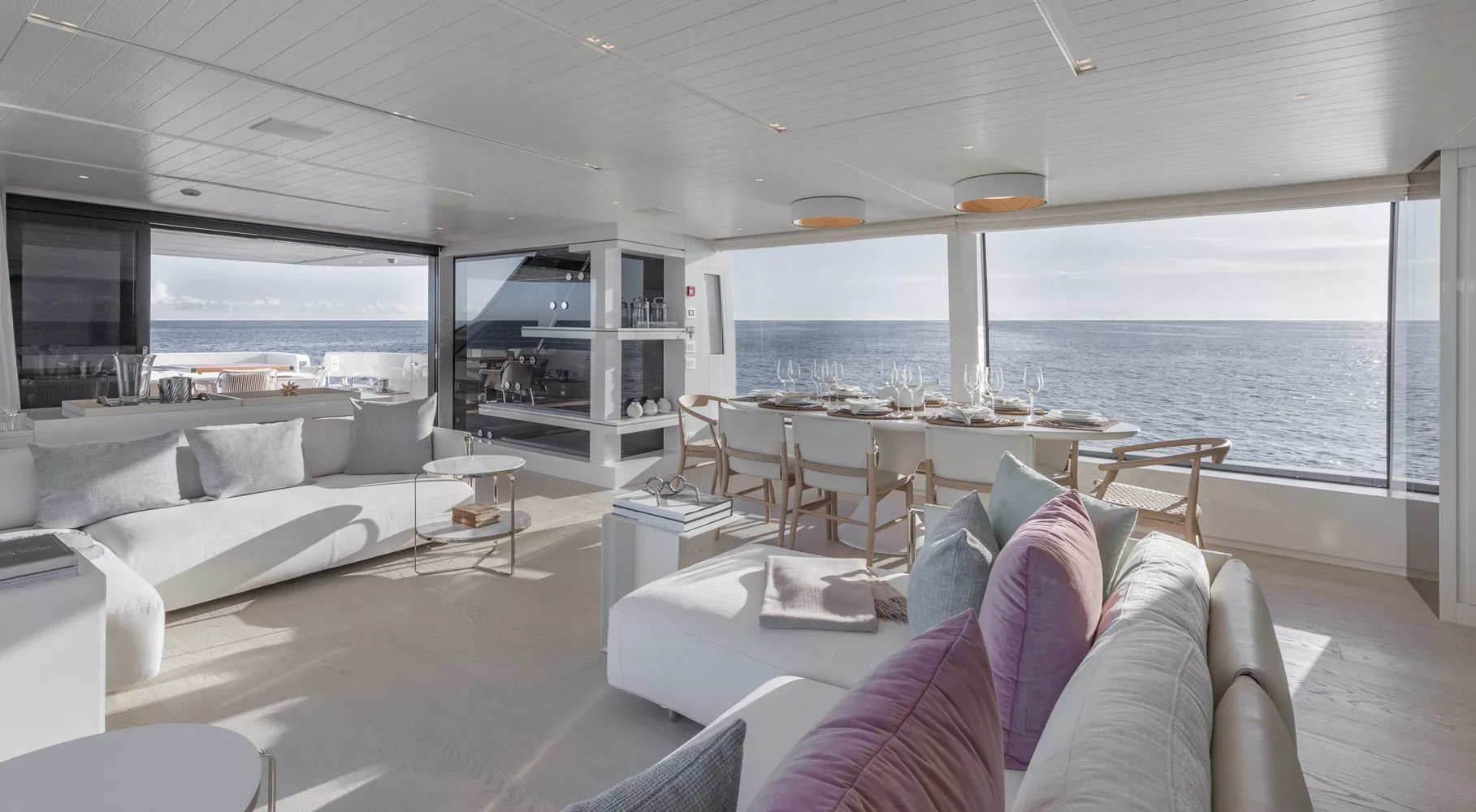 https://dev-api.arconyachts.com/storage/35177/conversions/ApUUTTGLnrosxiGP0JOgv3z5PlwyVpjIHIPlTVpT-optimize.webp