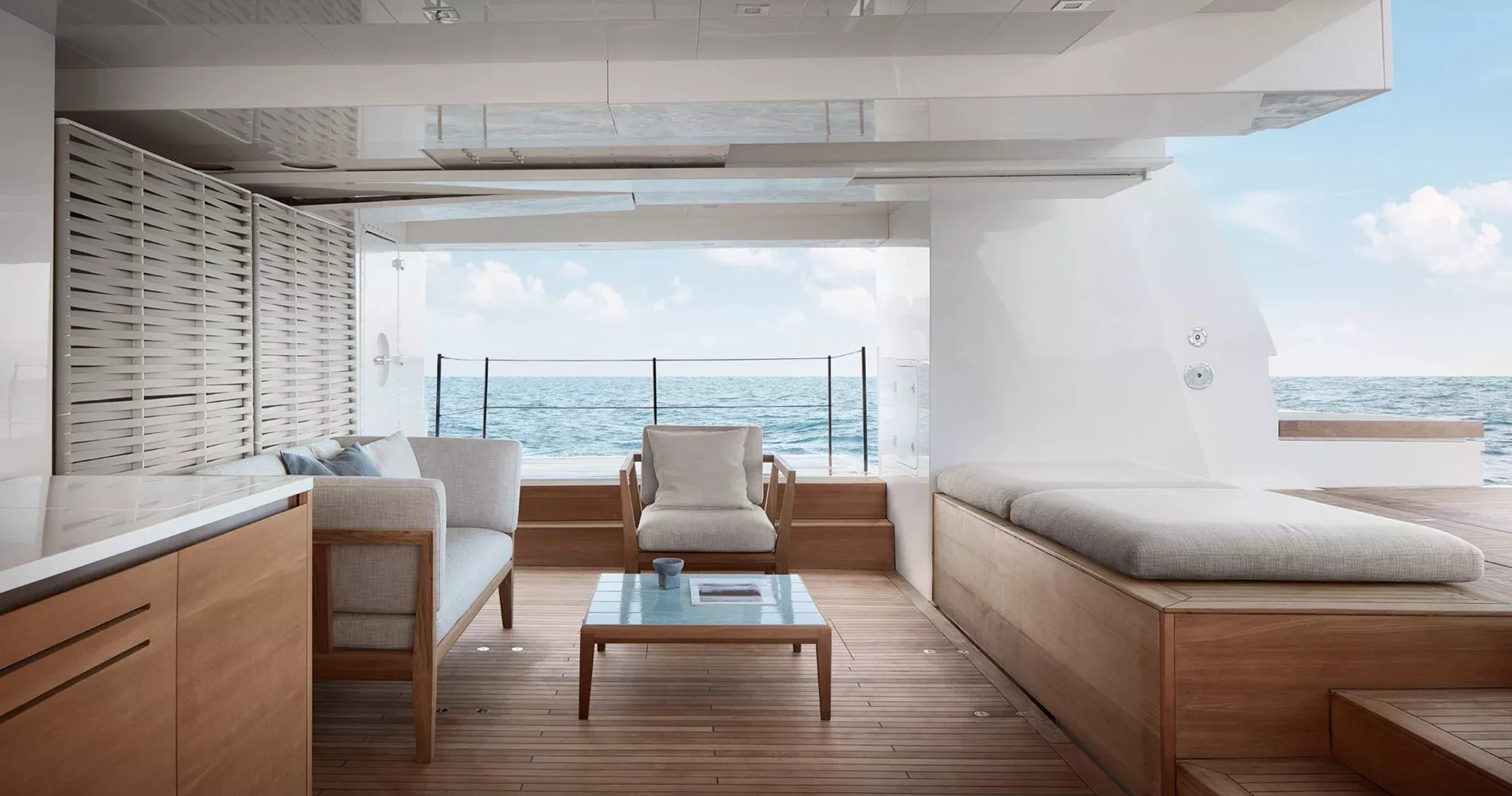 https://dev-api.arconyachts.com/storage/35210/conversions/oqaOEeLACA9X9n5Y8WcGTwByvQWIr4v1ZaXePKeY-optimize.webp