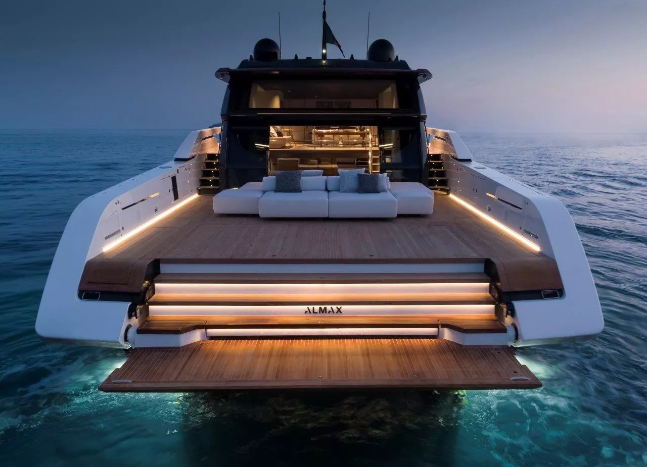 https://dev-api.arconyachts.com/storage/35239/conversions/POFsXDrHoC3hTXBMVX3EPTGL3vrk7dB4X7zfO0jN-optimize.webp