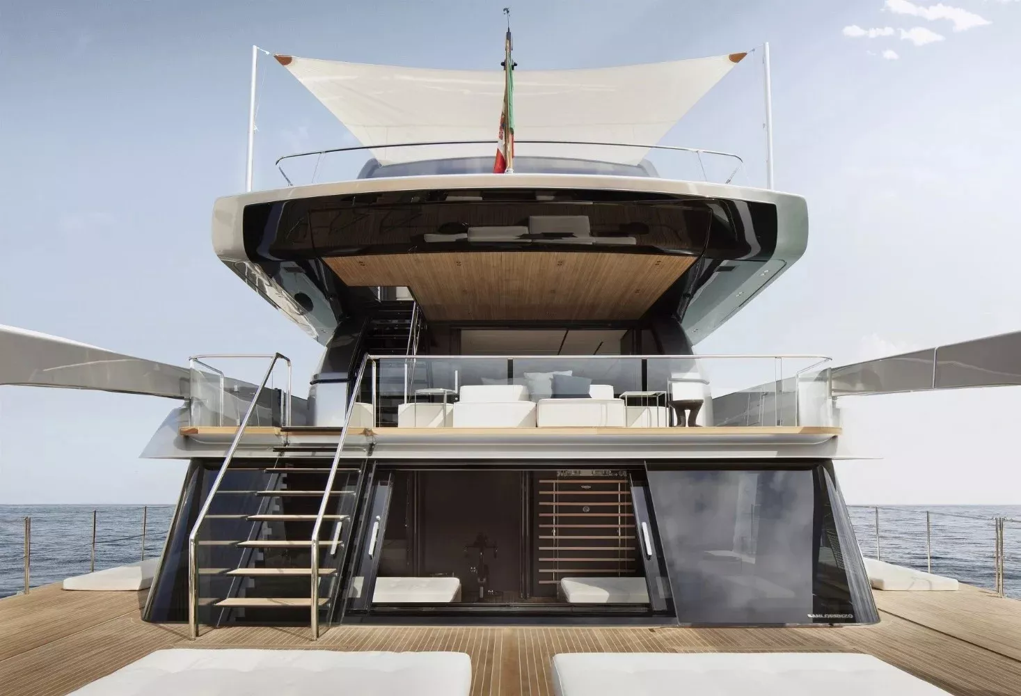 https://dev-api.arconyachts.com/storage/35311/conversions/rOmKkaOYosKht7Z0JCwLNaHbQ5dWn3mUXvFyMAcc-optimize.webp