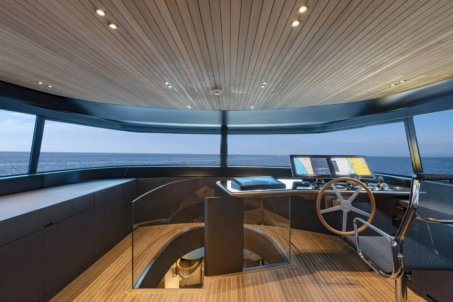 https://dev-api.arconyachts.com/storage/35320/conversions/nqcu2OaAFVght7FRUR2l15dGVv8TWQxqynAp3JJ4-optimize.webp
