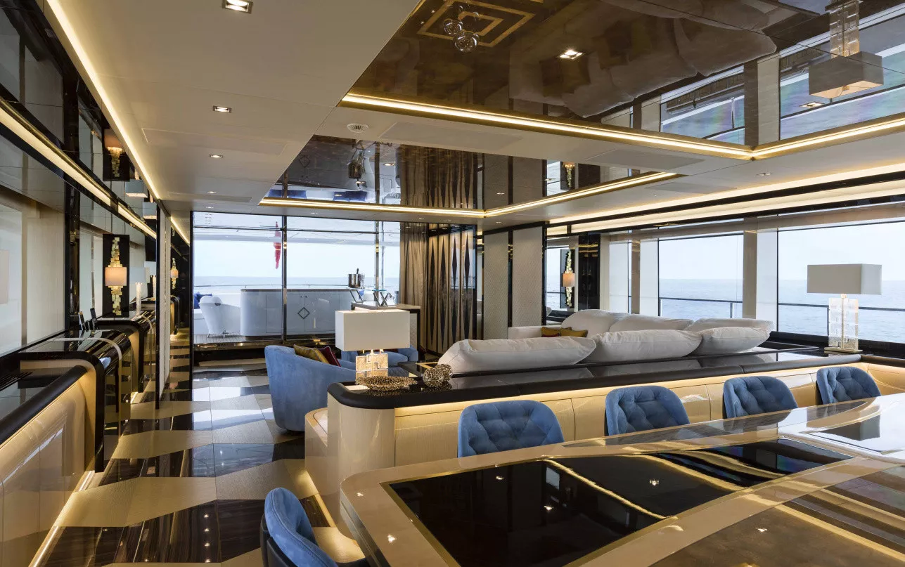 https://dev-api.arconyachts.com/storage/35448/conversions/TPGegYja6z4LxsuFNotMK4cBTLfk7qZZzV1teuK9-optimize.webp