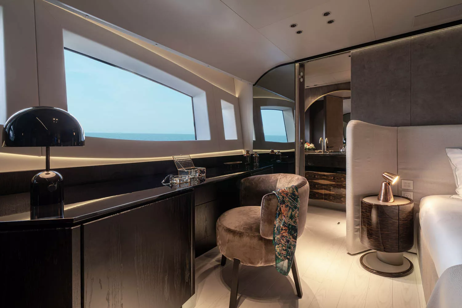 https://dev-api.arconyachts.com/storage/35518/conversions/4xjLuxJqvTZMiIvCilPsStXEnPieIZNCmofy7d2t-optimize.webp