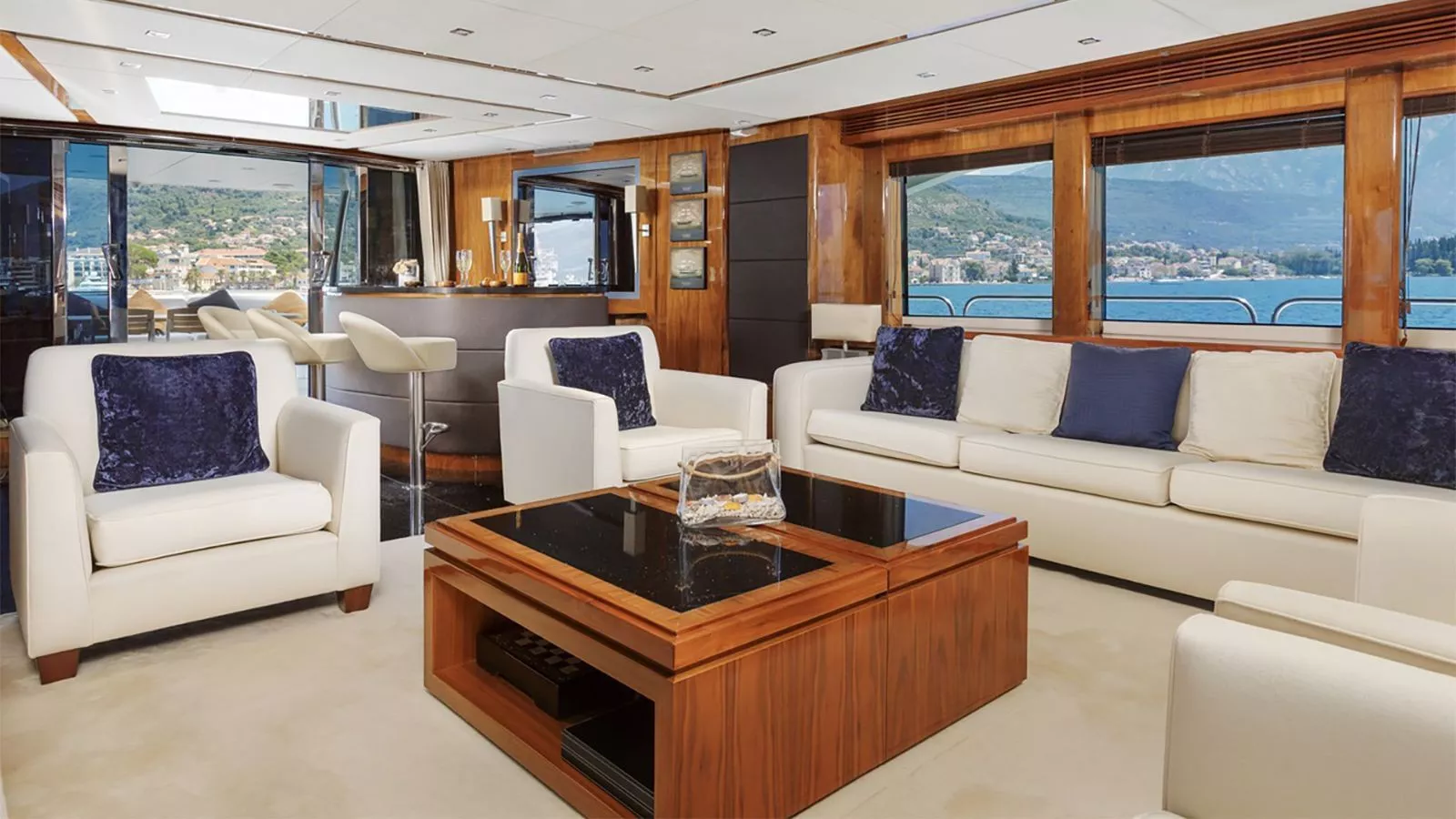 https://dev-api.arconyachts.com/storage/35550/conversions/lGUfX9hgS6kEtouhm23vuogf2Y4j3k1DZwn2ReSc-optimize.webp