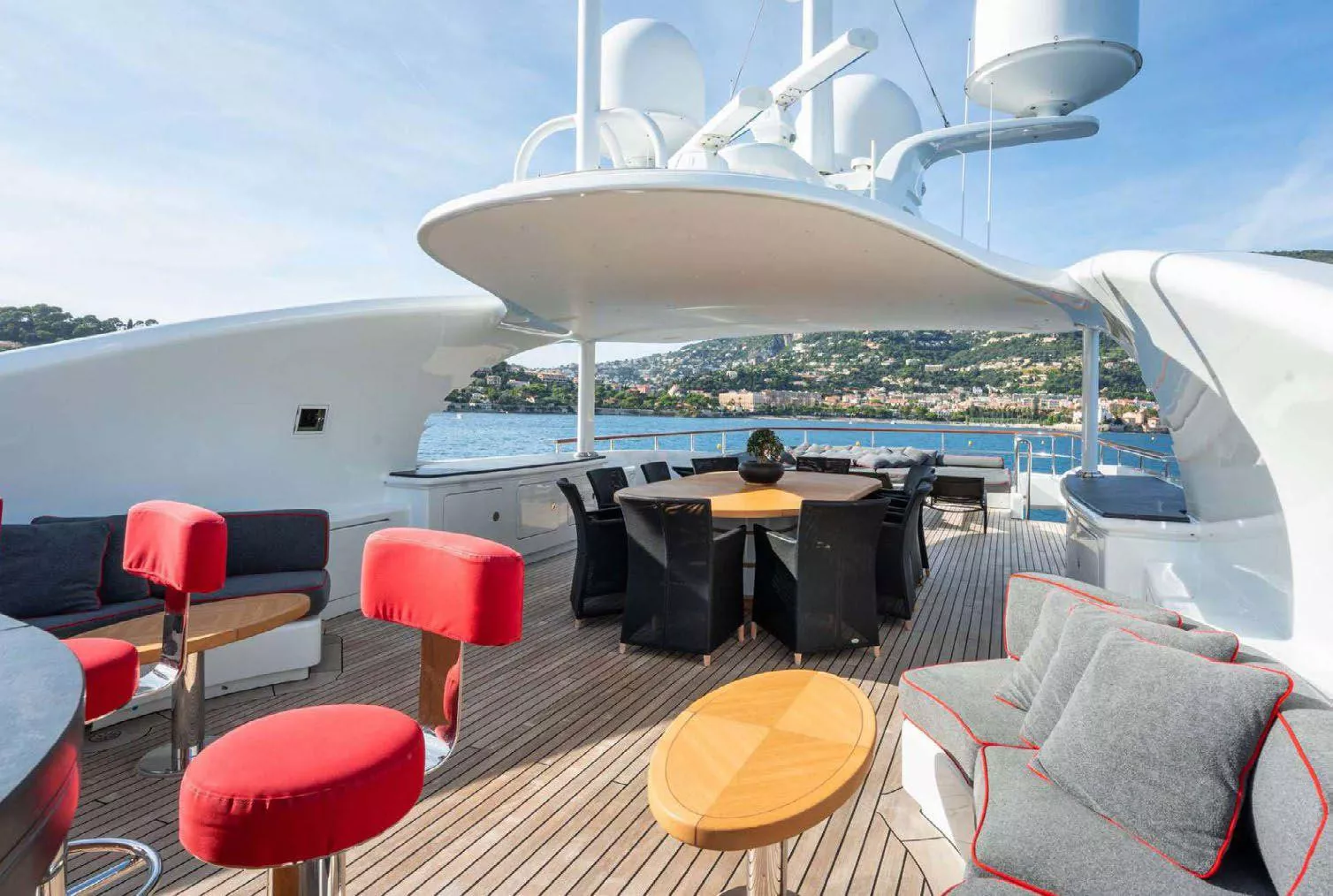 https://dev-api.arconyachts.com/storage/35685/conversions/tPG0OsMXttHPwbc7RKtGWawT4FF0Si6SB04gjOcG-optimize.webp