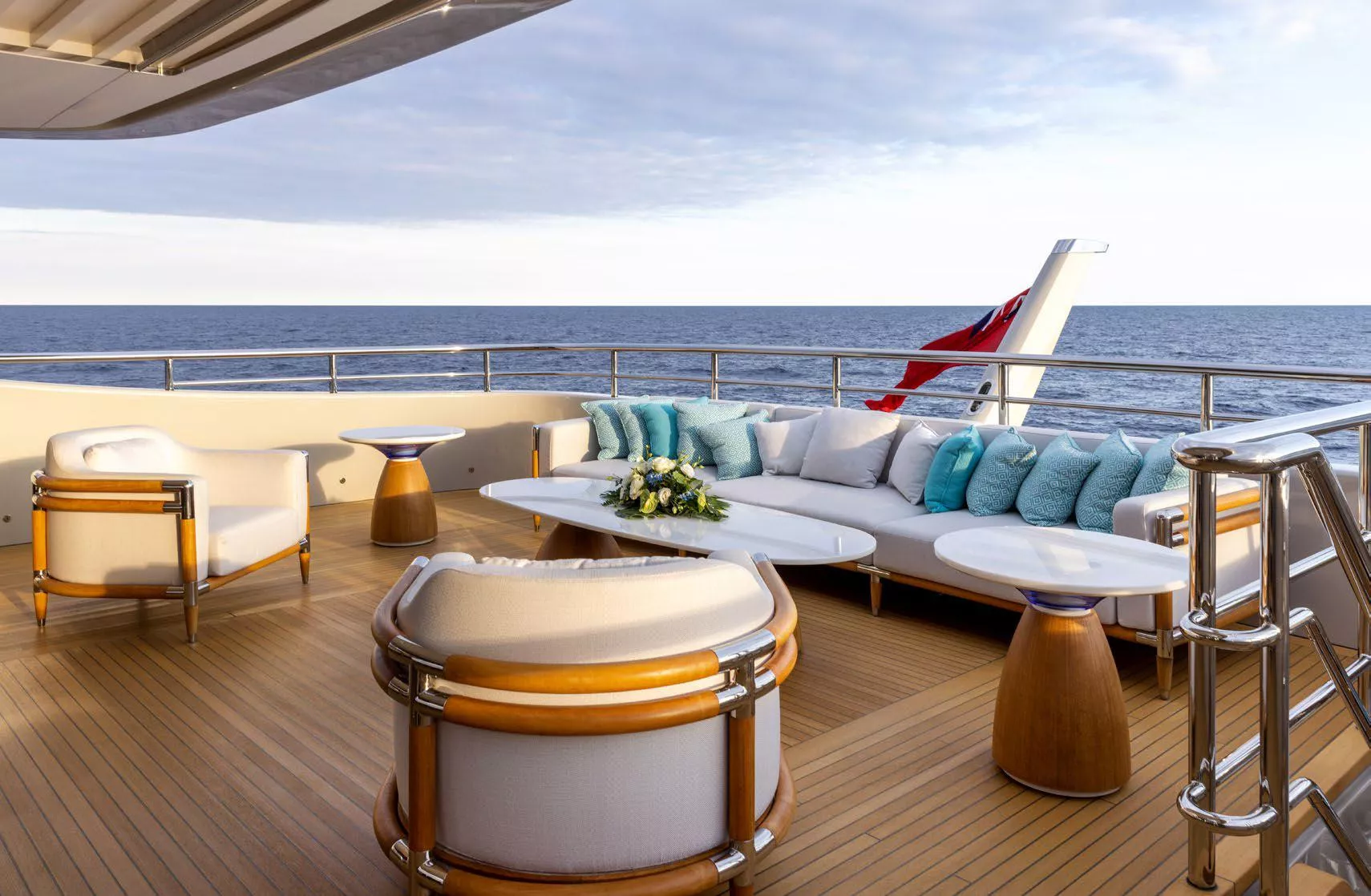 https://dev-api.arconyachts.com/storage/35698/conversions/Tjg6CWpgAfJGbsZmuPBcgu7Zum5DdHvVawMaMwLg-optimize.webp