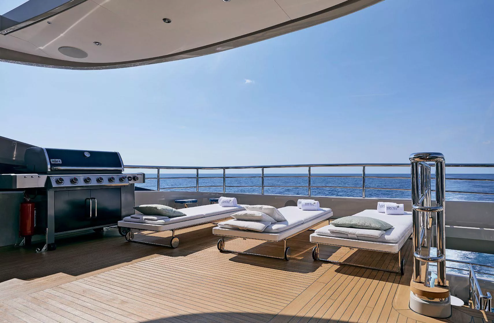 https://dev-api.arconyachts.com/storage/35701/conversions/LGIgOOtnAtwlQhiVuxbowKm53YlgzjpYppgMccUa-optimize.webp