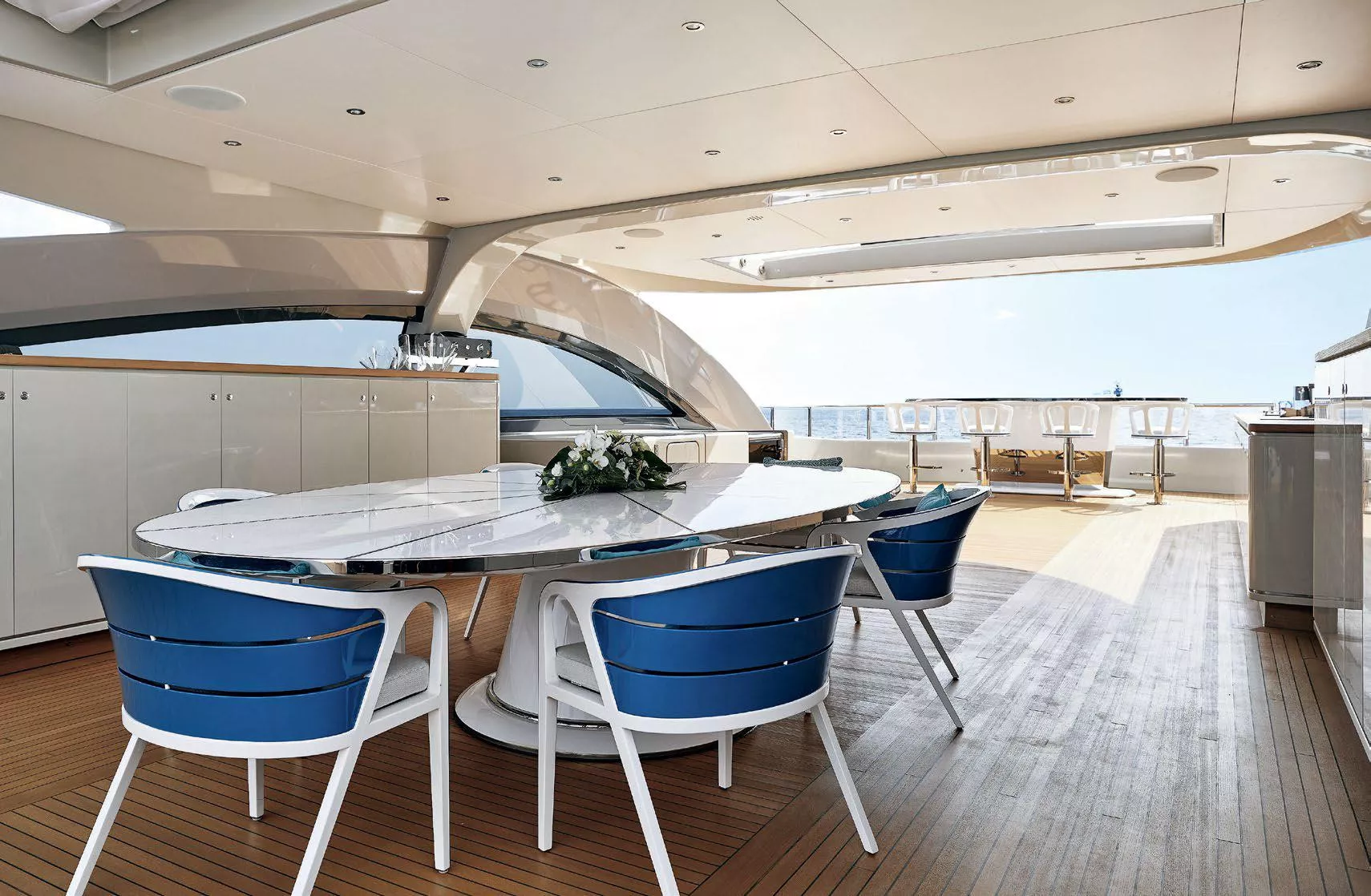 https://dev-api.arconyachts.com/storage/35702/conversions/CT87G7N96NHXByWg219rT0Hp85LtiH1BEtZ8JrZs-optimize.webp