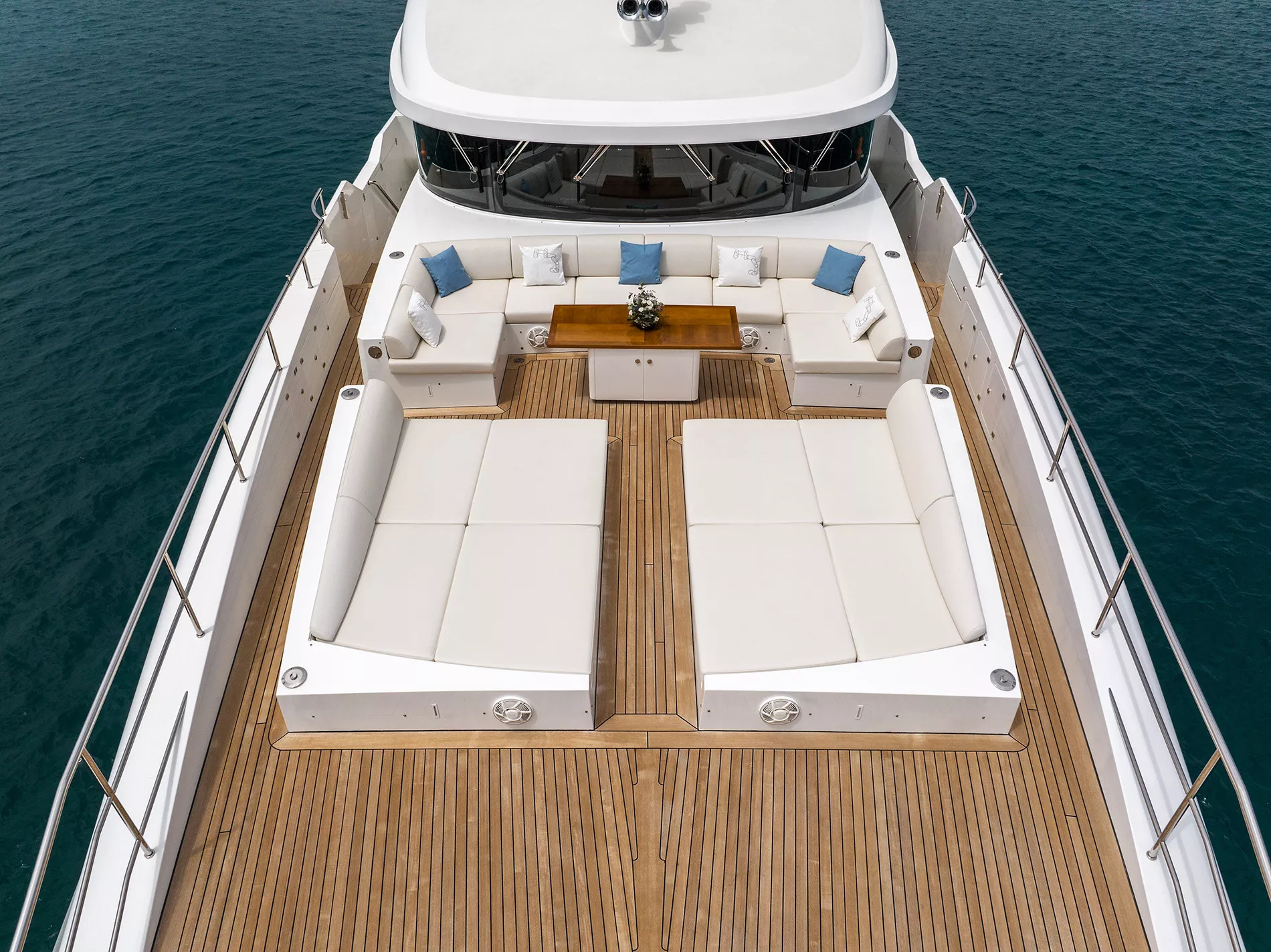 https://dev-api.arconyachts.com/storage/35709/conversions/WodLdIEFOGbQNwlugLMqF2katMzr9IPnWkyVy37i-optimize.webp