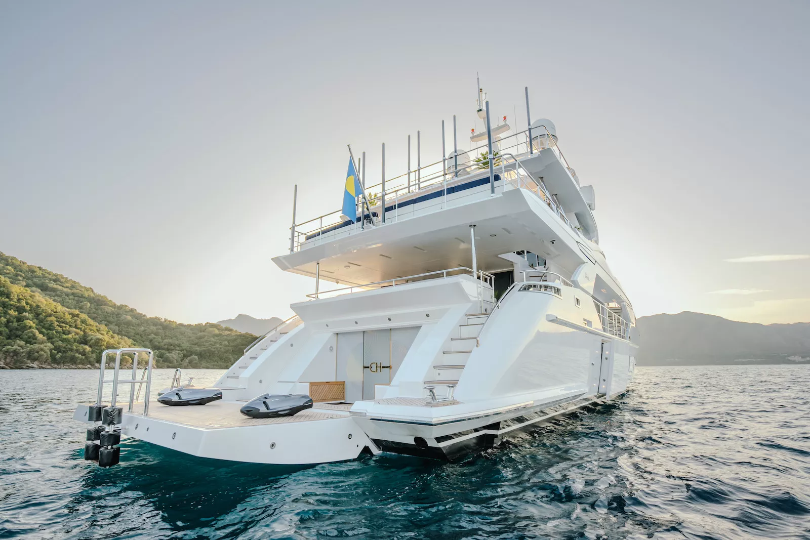 https://dev-api.arconyachts.com/storage/35746/conversions/bjSASpPXtTWK97NXQ9CAe4XUnW5Dsc2pPRVBMeoO-optimize.webp
