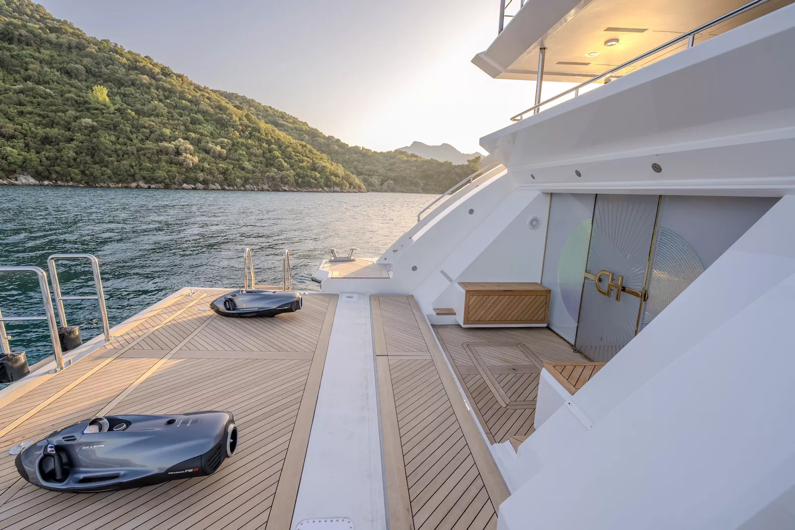 https://dev-api.arconyachts.com/storage/35755/conversions/CPCdf3SYPRxsyGr9AKkQKMN1AyvARpgytLJePgmy-optimize.webp