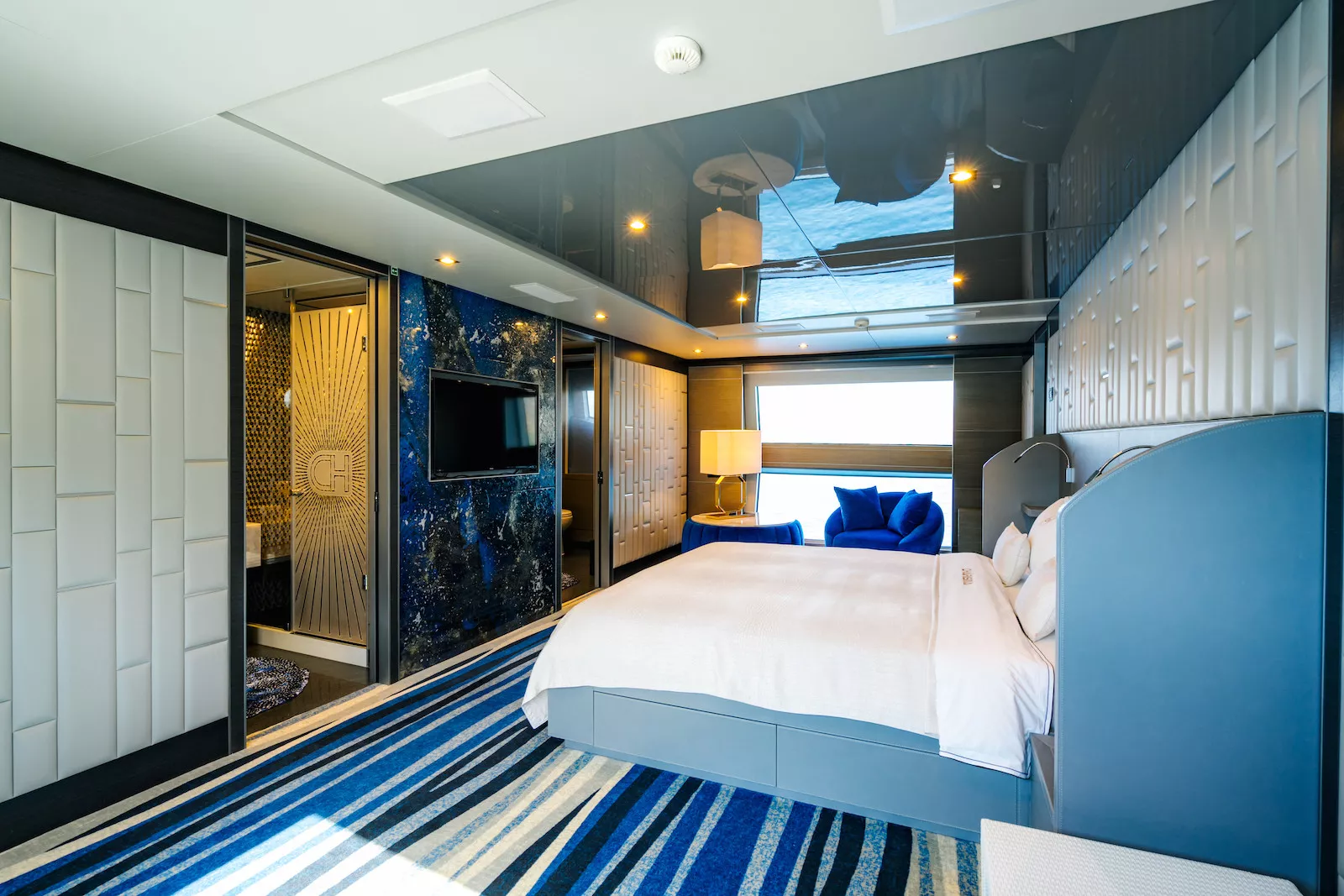 https://dev-api.arconyachts.com/storage/35760/conversions/HaiJ7JVGiepaNBFLHrB0m8KZluBjltDPCcifzl0J-optimize.webp