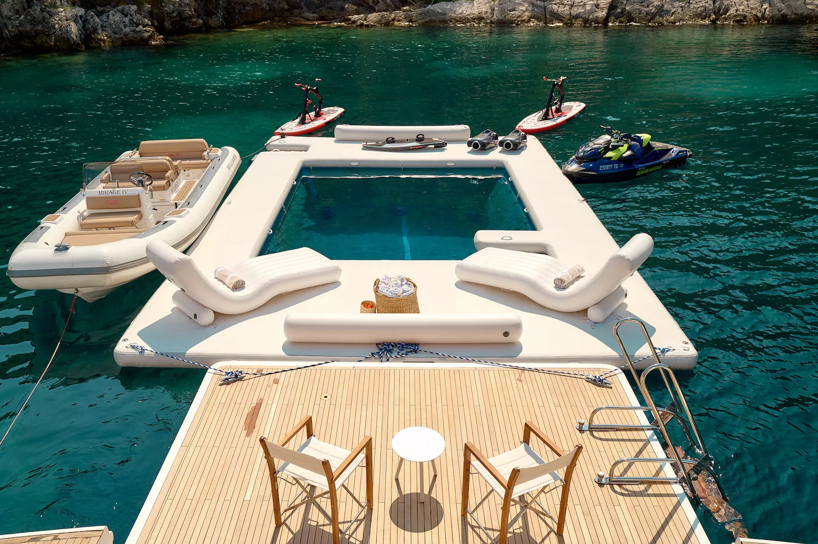 https://dev-api.arconyachts.com/storage/35890/conversions/rNTJljkBUgStyDOsoJn9M61bXhe3ORLSG0g70iWy-optimize.webp