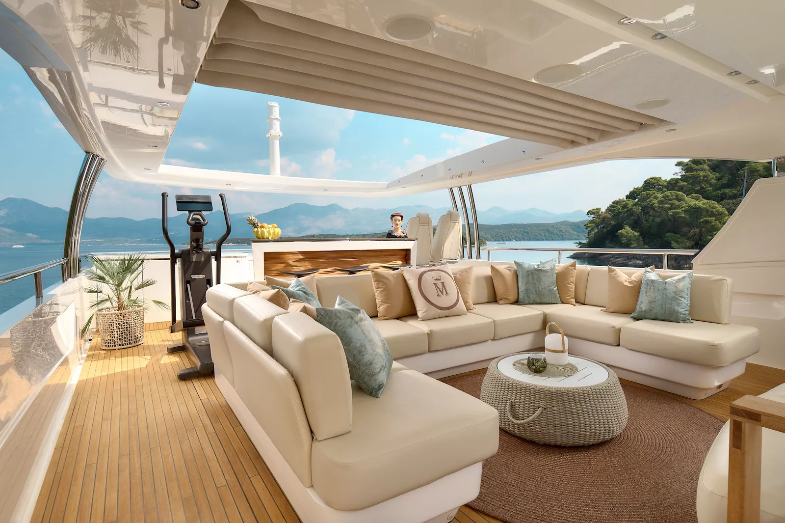 https://dev-api.arconyachts.com/storage/35892/conversions/p8pMSodPkX7wz75Fqn7CMMUMzSLoZM7mzhGi50F5-optimize.webp
