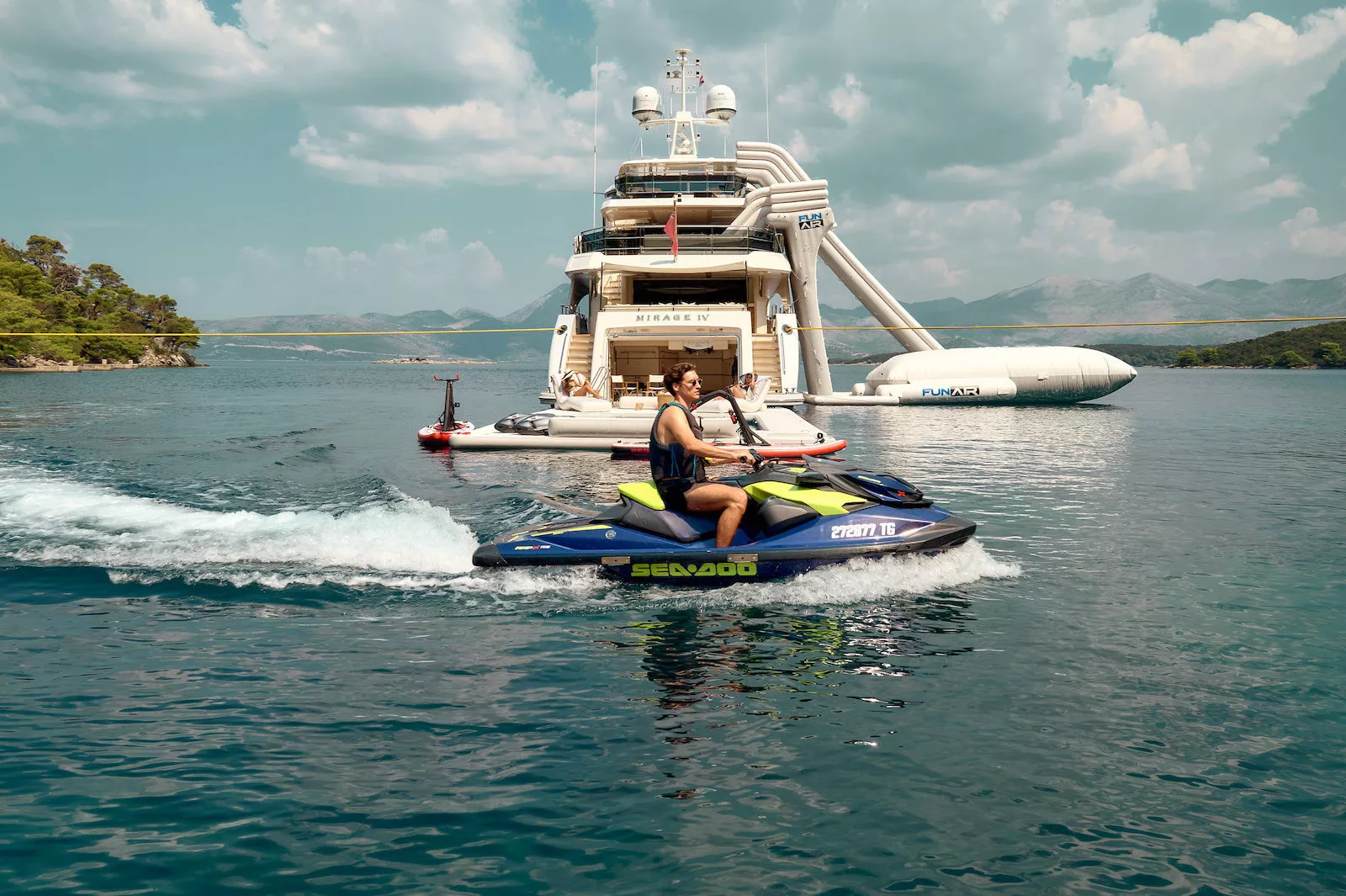 https://dev-api.arconyachts.com/storage/35913/conversions/Cr1uFRuAI4mB0J3YgFLg6UWB04U5mejK5dJQ1h7l-optimize.webp