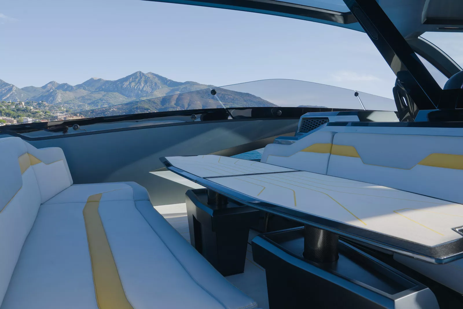 https://dev-api.arconyachts.com/storage/35954/conversions/Z0q1lEYISJIdKjBKBrQSLW2mXgHAiaqpNGufmzMr-optimize.webp