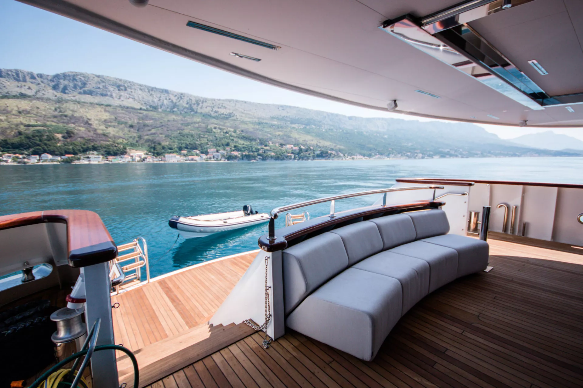 https://dev-api.arconyachts.com/storage/35987/conversions/rnA4xf1xrcqZYGYQ9fkBf55GKTKtvglmcat4kKNJ-optimize.webp
