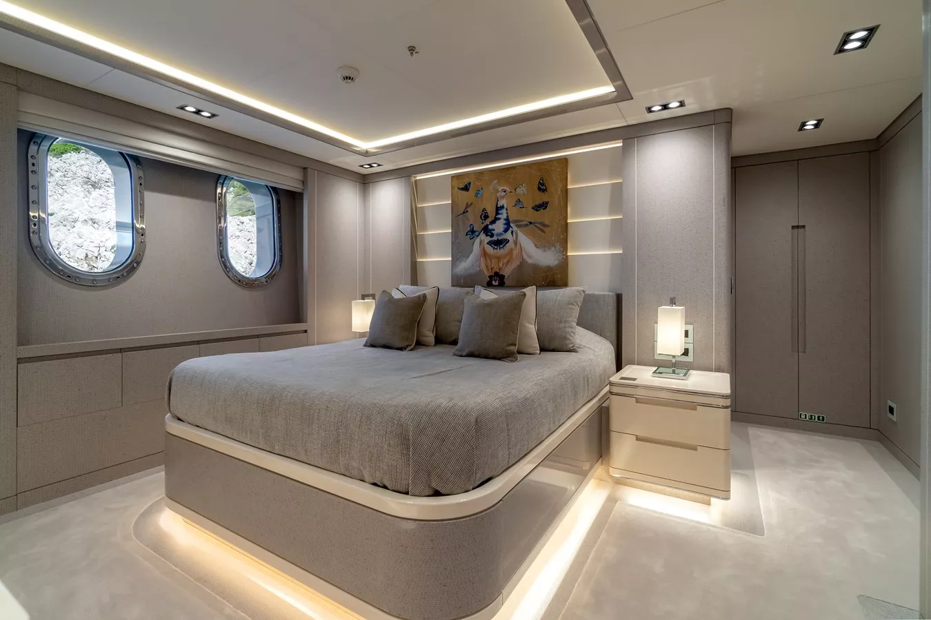 https://dev-api.arconyachts.com/storage/36000/conversions/3Fy6fXMVAtR2GRfKttTbmloRjZ6D1WMVI66NLmFu-optimize.webp