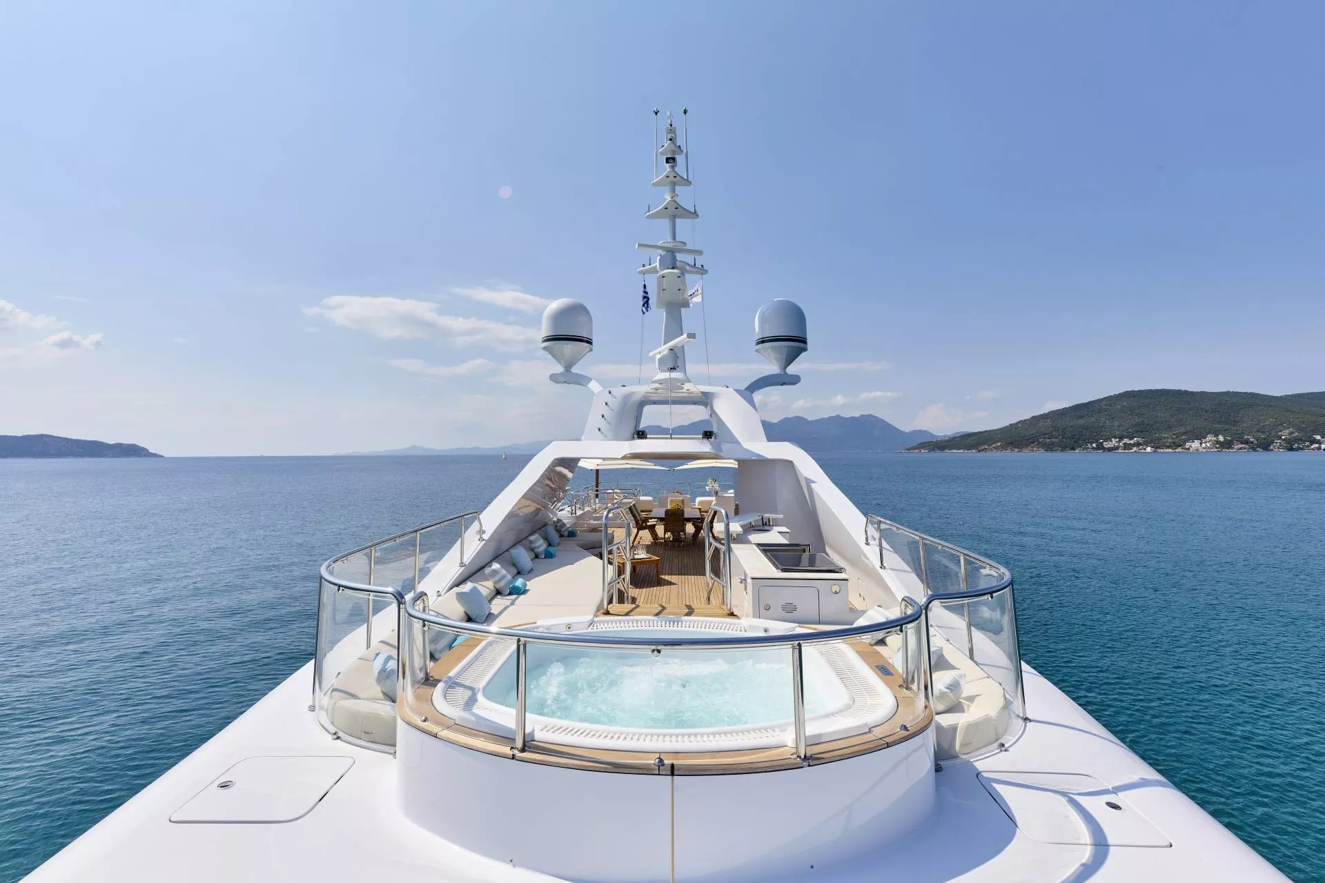 https://dev-api.arconyachts.com/storage/36006/conversions/MqekrTXjXtecvhQBA6AAoPVBLQuj4HZsuUy4Ekmm-optimize.webp