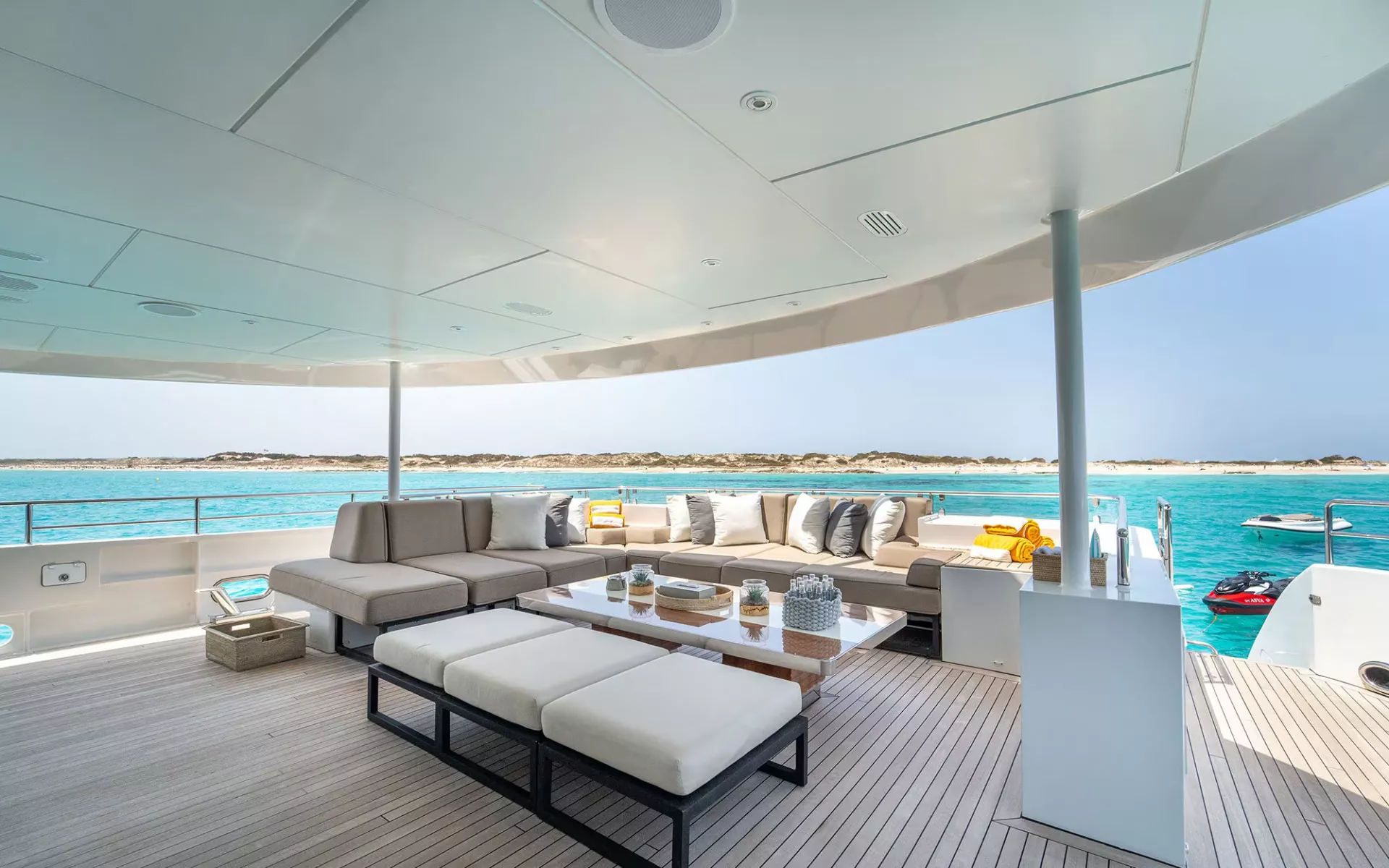 https://dev-api.arconyachts.com/storage/36016/conversions/go4w1qCxkBHDzAI1VCuW01lIi0FmZymCciWgD0mA-optimize.webp