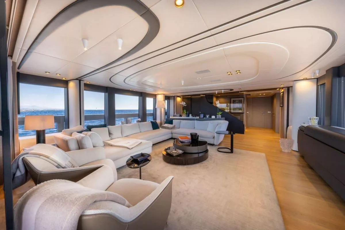 https://dev-api.arconyachts.com/storage/36115/conversions/9tcOn9yEXl4hTJGPYULmWz0gsvnBqiZotQUBtJN5-optimize.webp