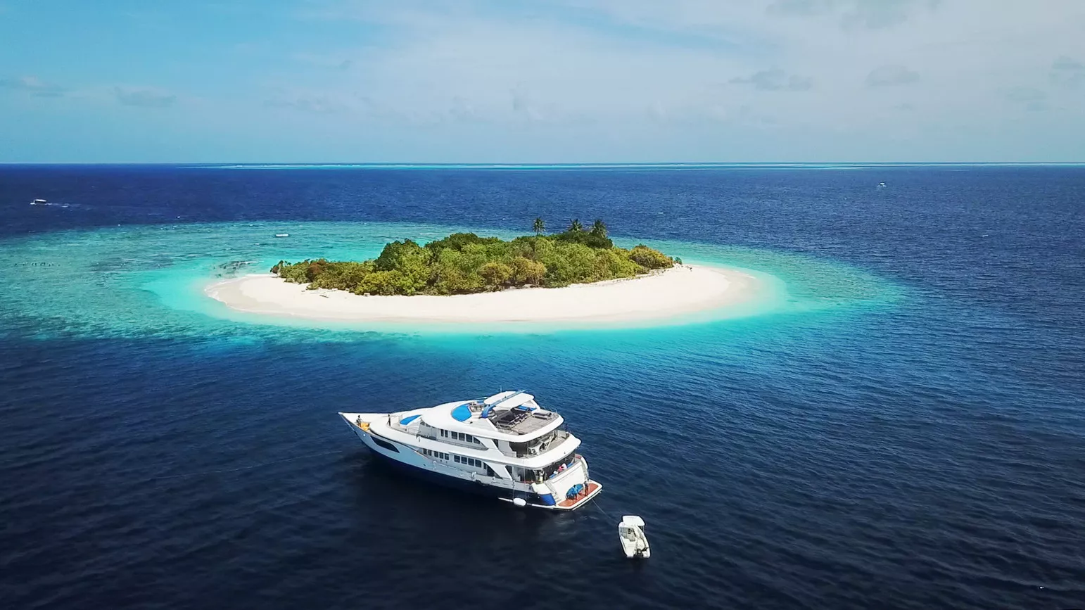 https://dev-api.arconyachts.com/storage/36238/conversions/CMl2LRzza5M4WwdTU6fr8BlJjAOcibnoMMt79YSh-optimize.webp