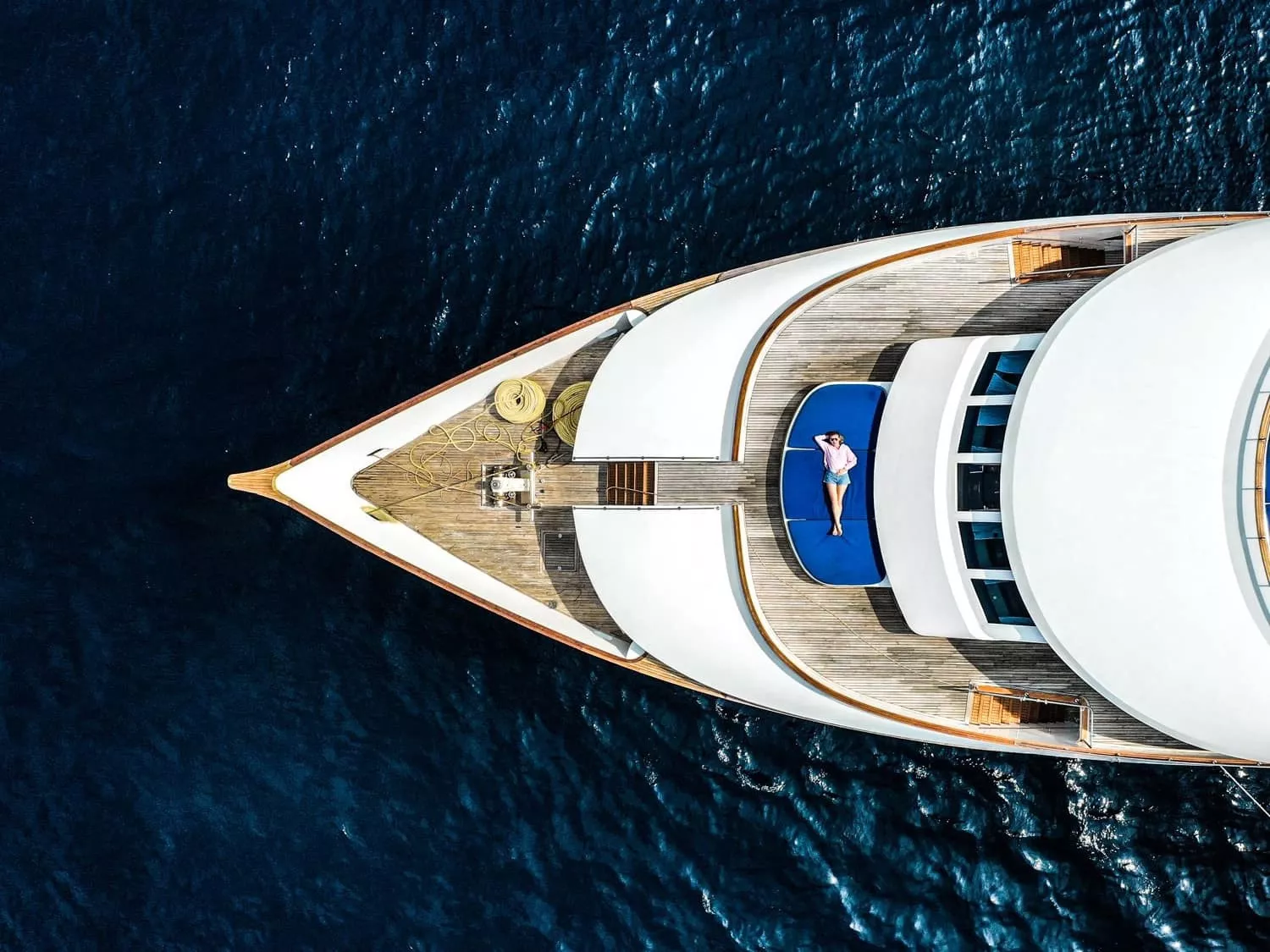 https://dev-api.arconyachts.com/storage/36239/conversions/GBXANhSBwat8MvupaWkUUvlau9GxJviCRdmGfcAn-optimize.webp