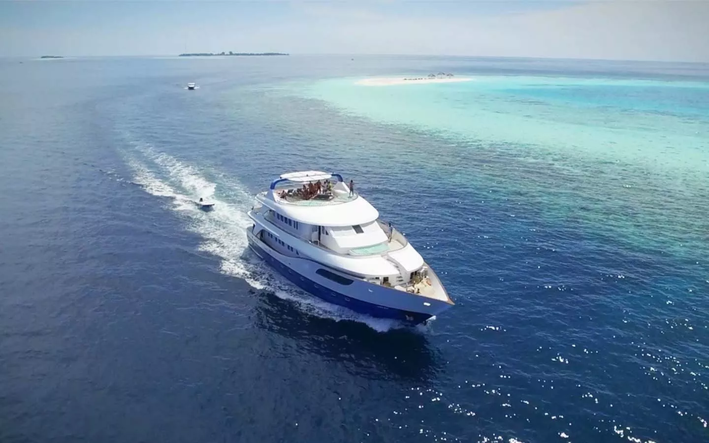 https://dev-api.arconyachts.com/storage/36247/conversions/cB95HJn3L8XUgFTnHM8Di4K4hTrt1Dhzeqm588r3-optimize.webp