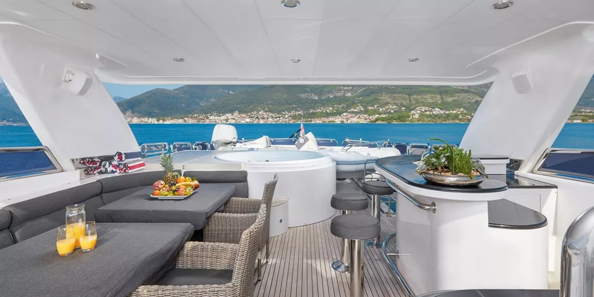 https://dev-api.arconyachts.com/storage/36260/conversions/S8I7tOO1k5ufTb2sAVsNb3JHA9leN52srvdPKUFN-optimize.webp