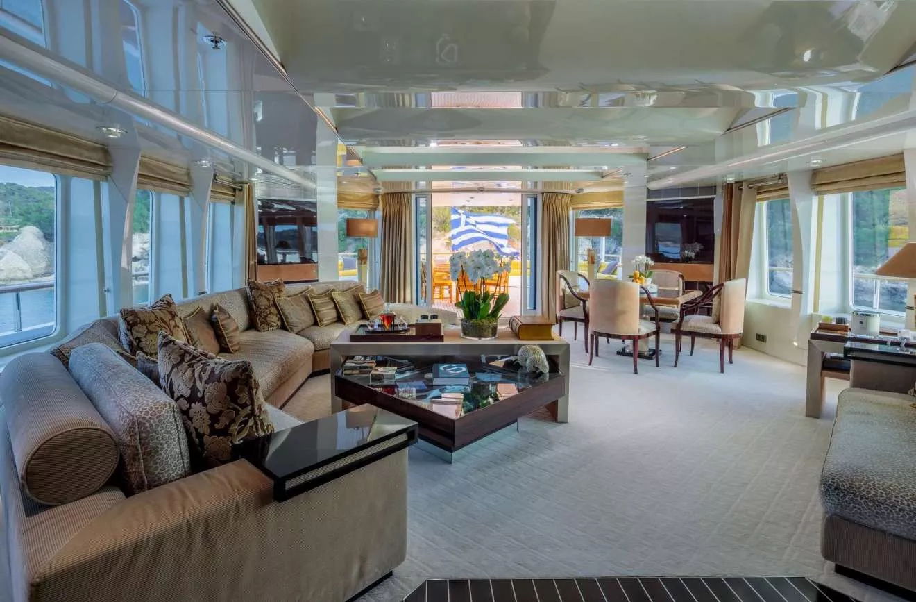 https://dev-api.arconyachts.com/storage/36277/conversions/gasRTI0hQGbXGtYGDoWsEphrYH8psxNAAast6qqr-optimize.webp