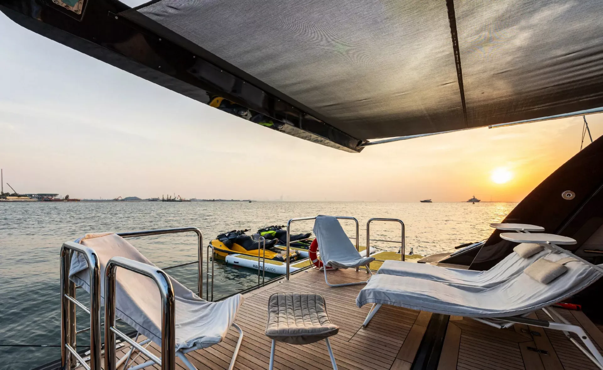 https://dev-api.arconyachts.com/storage/36339/conversions/PRvvSdGvsInGI32wzbvkOPftHaHXylIl4CL4ZnkF-optimize.webp