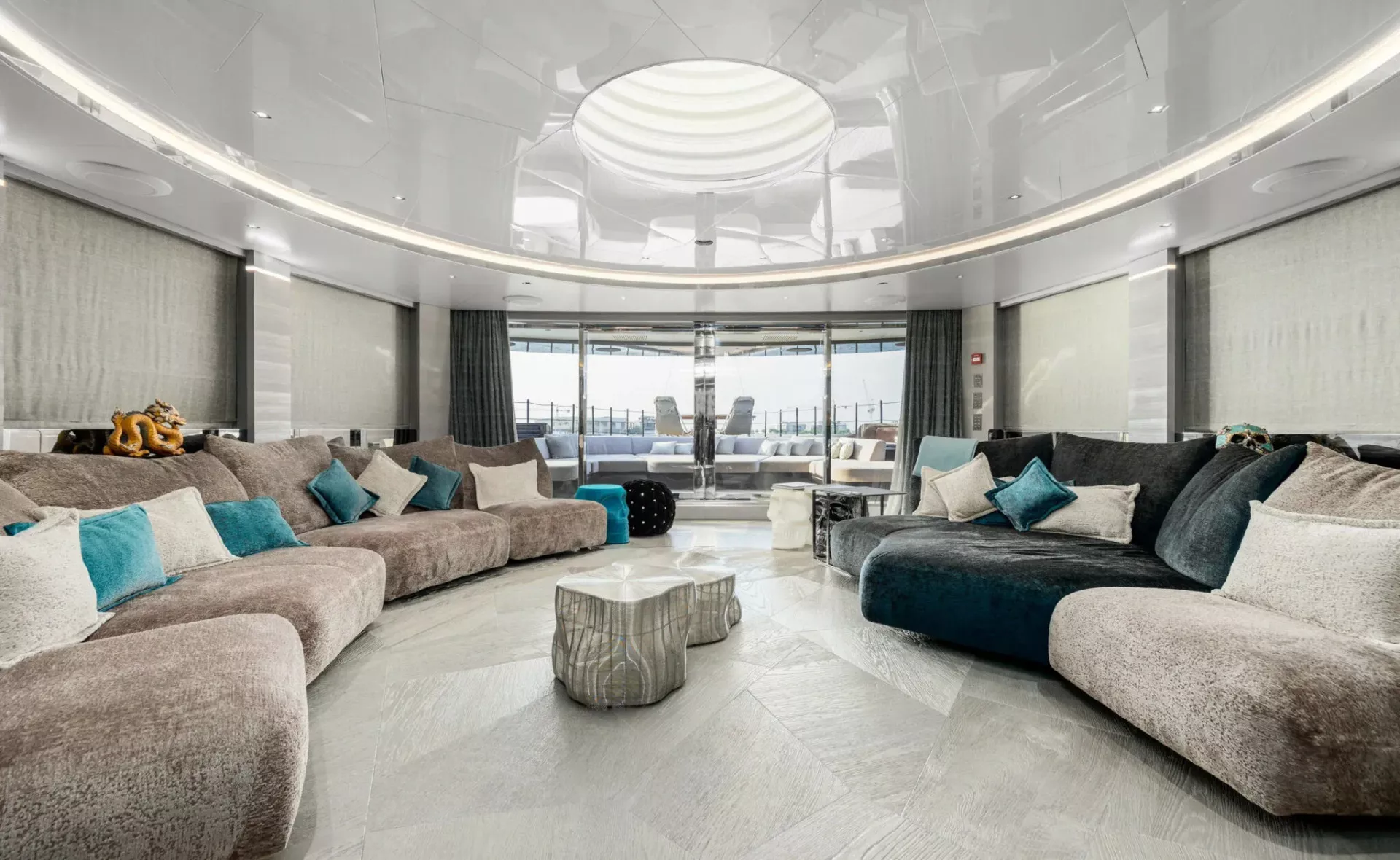 https://dev-api.arconyachts.com/storage/36344/conversions/5xAL5dciFS2aUXKjfjDhHNj3ac78wRLhq5dEzDWF-optimize.webp