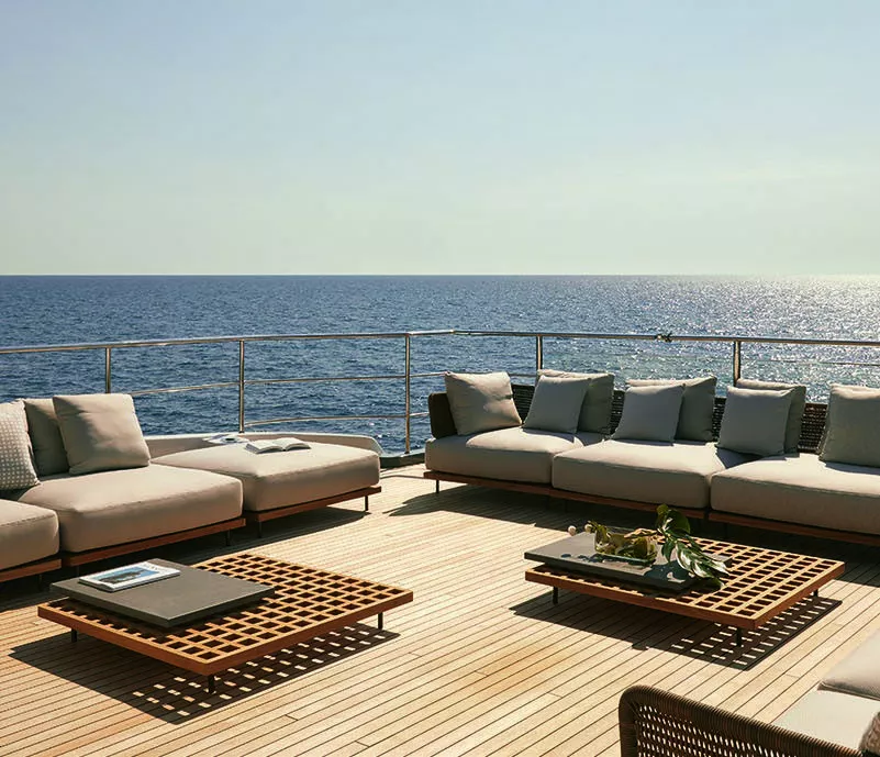 https://dev-api.arconyachts.com/storage/36384/conversions/KBdN4vmO08iwVnzcjF27zgNow8MJHvbkwLiQmPqr-optimize.webp