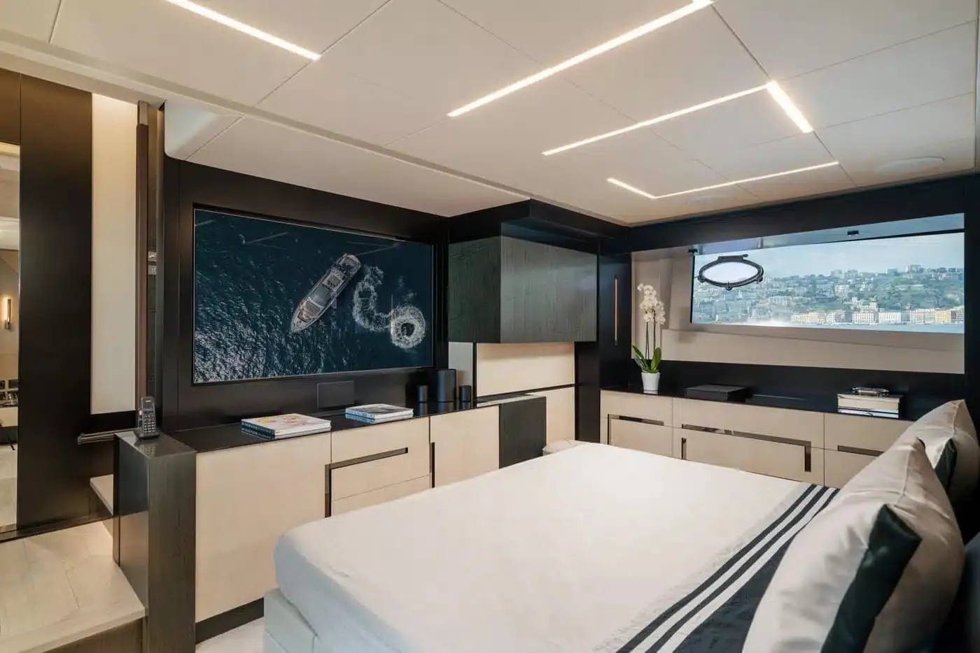 https://dev-api.arconyachts.com/storage/36443/conversions/vXniVwbvv4DnJn8MpKDWwbg8bgrEjN1ejEVDkqnR-optimize.webp