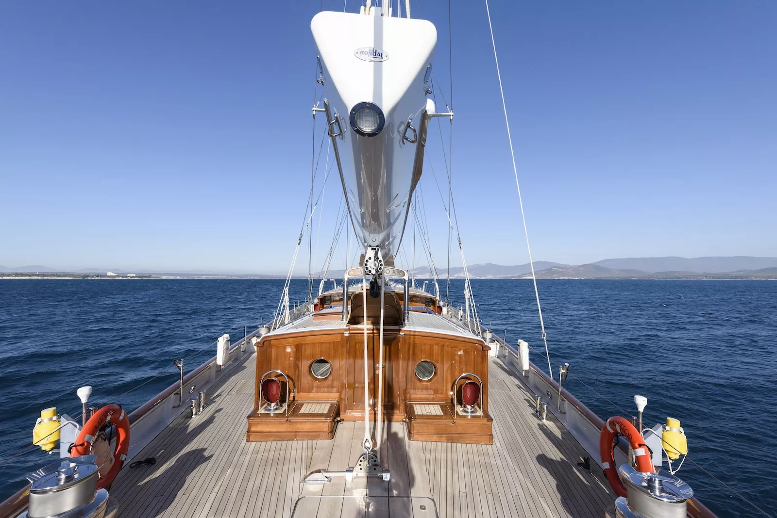 https://dev-api.arconyachts.com/storage/36473/conversions/cO5Wp1ZOsOTr13MHYZyYLF9uwDX06I9I20j4USOJ-optimize.webp