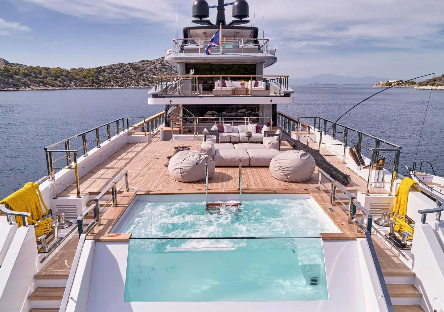 https://dev-api.arconyachts.com/storage/36500/conversions/m7ozyrSo7s0RiLpm09Vvvl0zwx02z9EEuswI92G4-optimize.webp